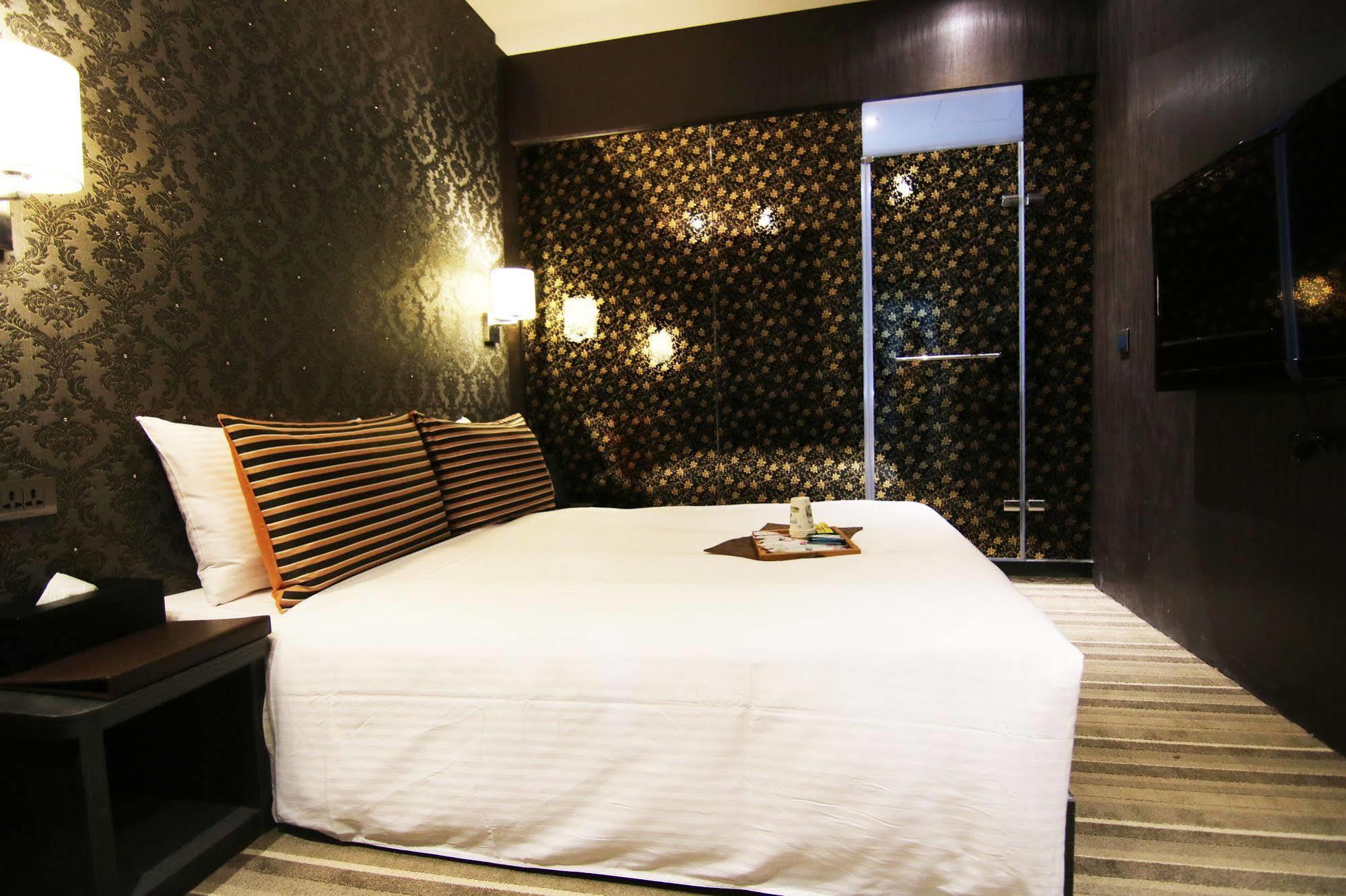Moshamanla Hotel-main Station Hotel 3*