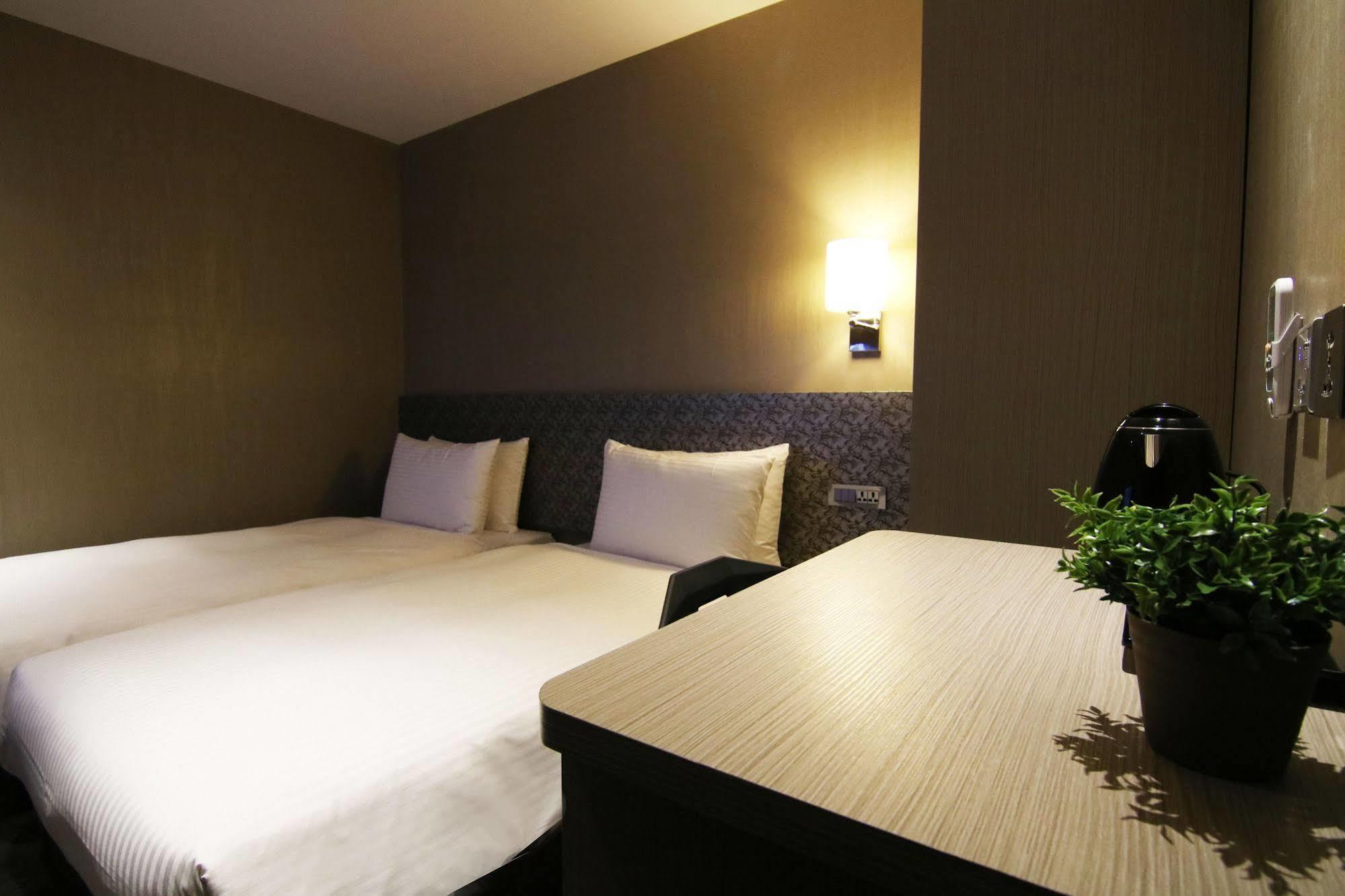 Moshamanla Hotel-main Station Hotel 3*